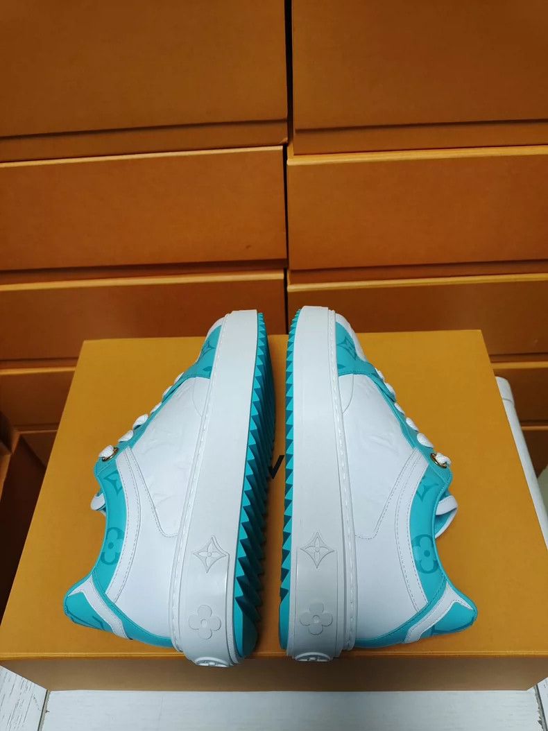 Louis Vuitton Louis Vuitton Colorful Sneaker Shoes Size 35 Size US 5 / IT 35 - 6 Thumbnail
