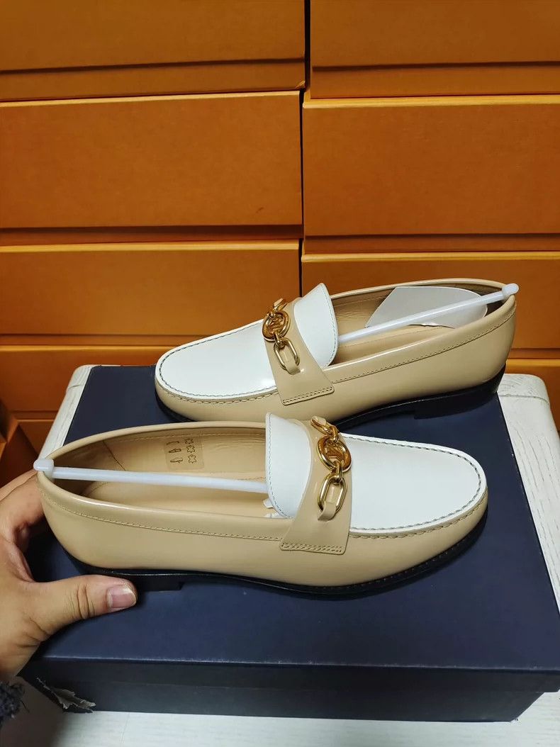 Louis Vuitton Louis Vuitton Daphne Flat Women’s Shoes Size US 6 / IT 36 - 2 Thumbnail
