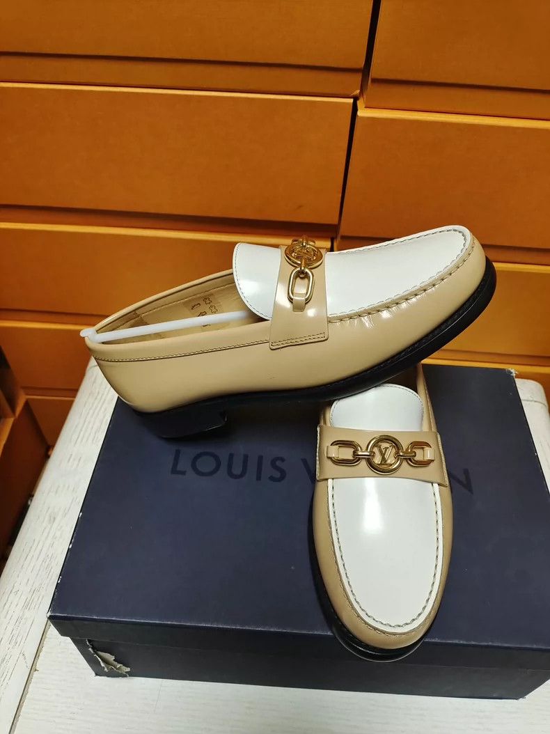 Louis Vuitton Louis Vuitton Daphne Flat Women’s Shoes Size US 6 / IT 36 - 5 Thumbnail