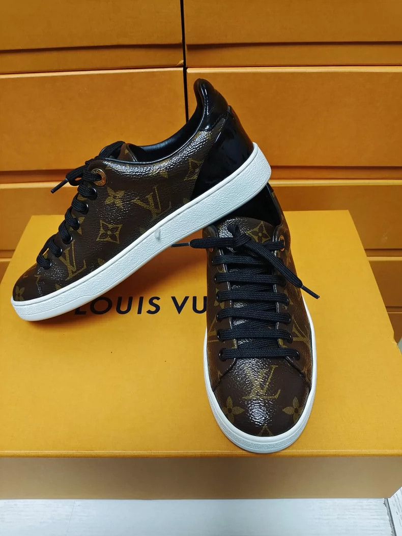 Louis Vuitton Classic Louis Vuitton Low Top Sneakers for Women Size US 5 / IT 35 - 3 Thumbnail
