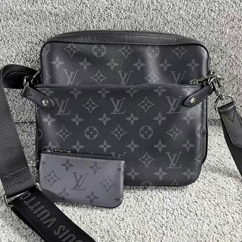 Louis Vuitton Louis Vuitton Gray Monogram Coated Canvas Bag Size ONE SIZE - 2 Thumbnail
