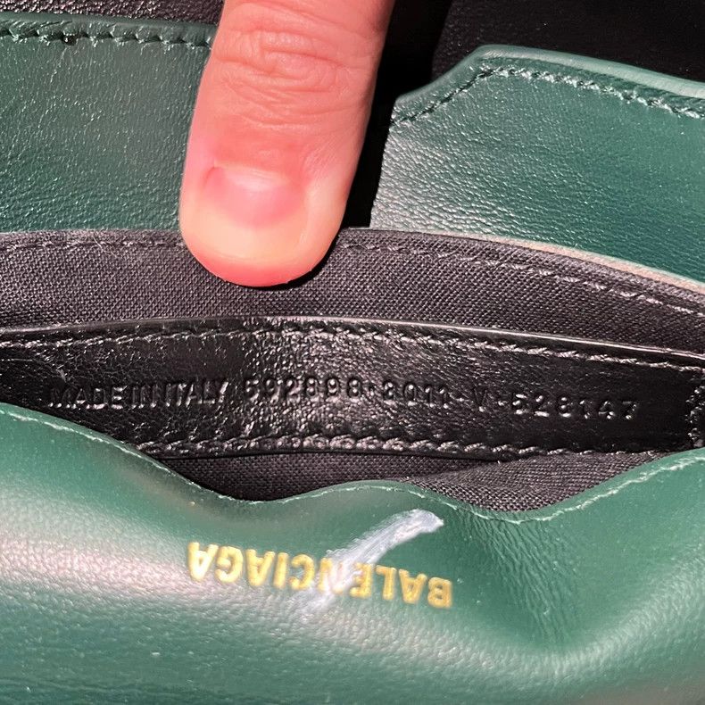 Balenciaga Balenciaga Green Crocodile Pattern Logo Bag Size ONE SIZE - 8 Thumbnail