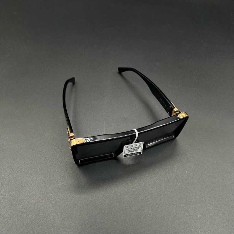 Louis Vuitton Louis Vuitton Black Sunglasses with Original Box Size ONE SIZE - 5 Thumbnail