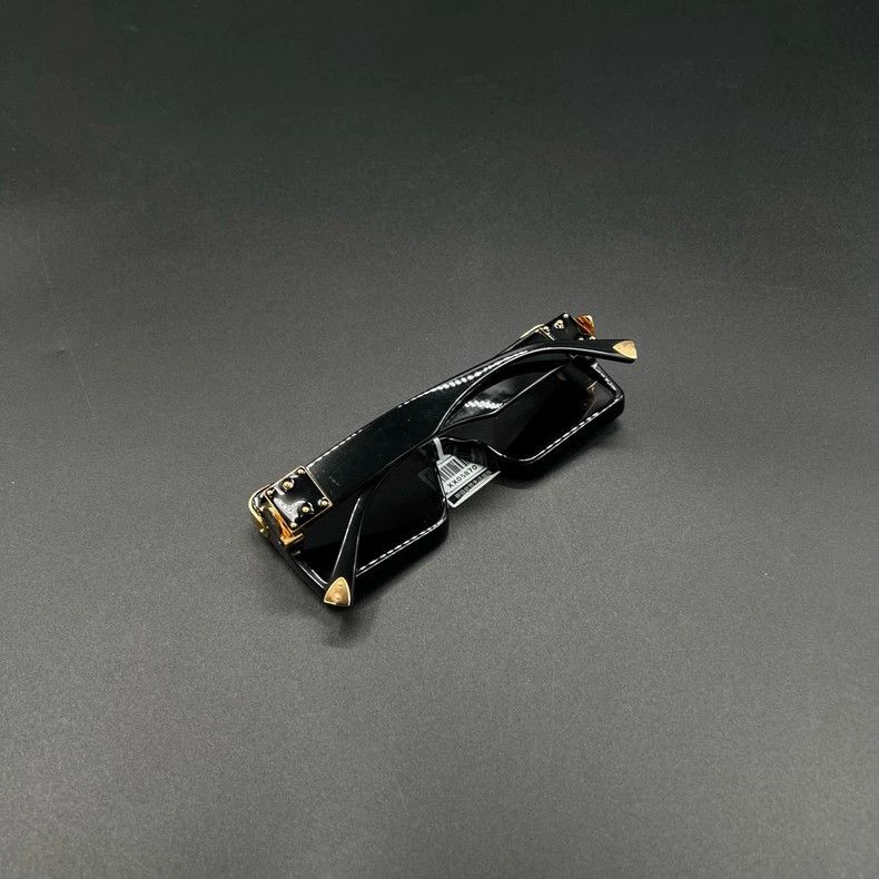 Louis Vuitton Louis Vuitton Black Sunglasses with Original Box Size ONE SIZE - 6 Thumbnail
