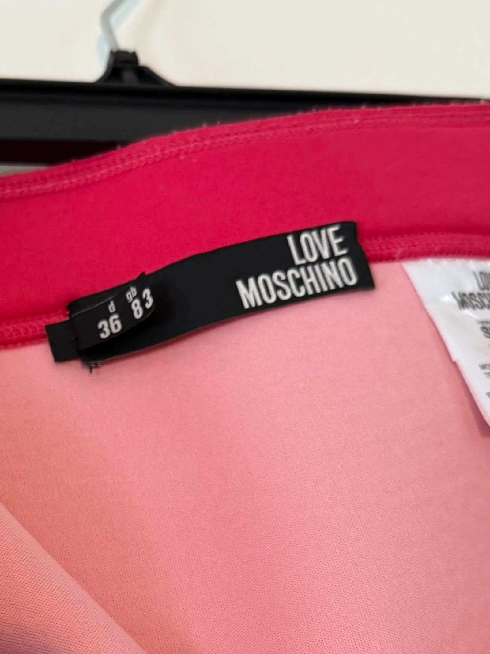 Moschino Moschino Skirt Size 26" / US 2 / IT 38 - 2 Thumbnail