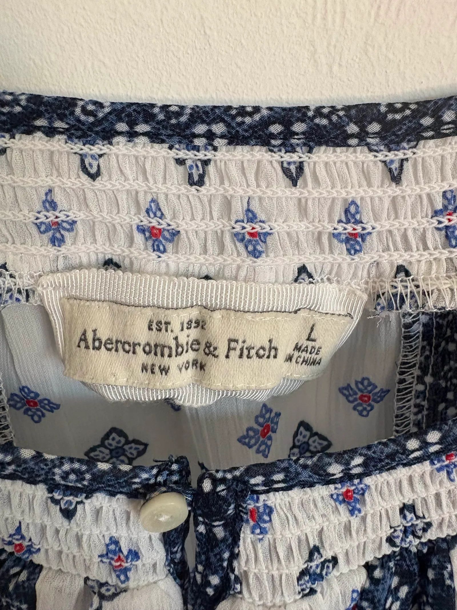 Abercrombie & Fitch Abercrombie & Fitch Blouse Size L / US 10 / IT 46 - 2 Thumbnail