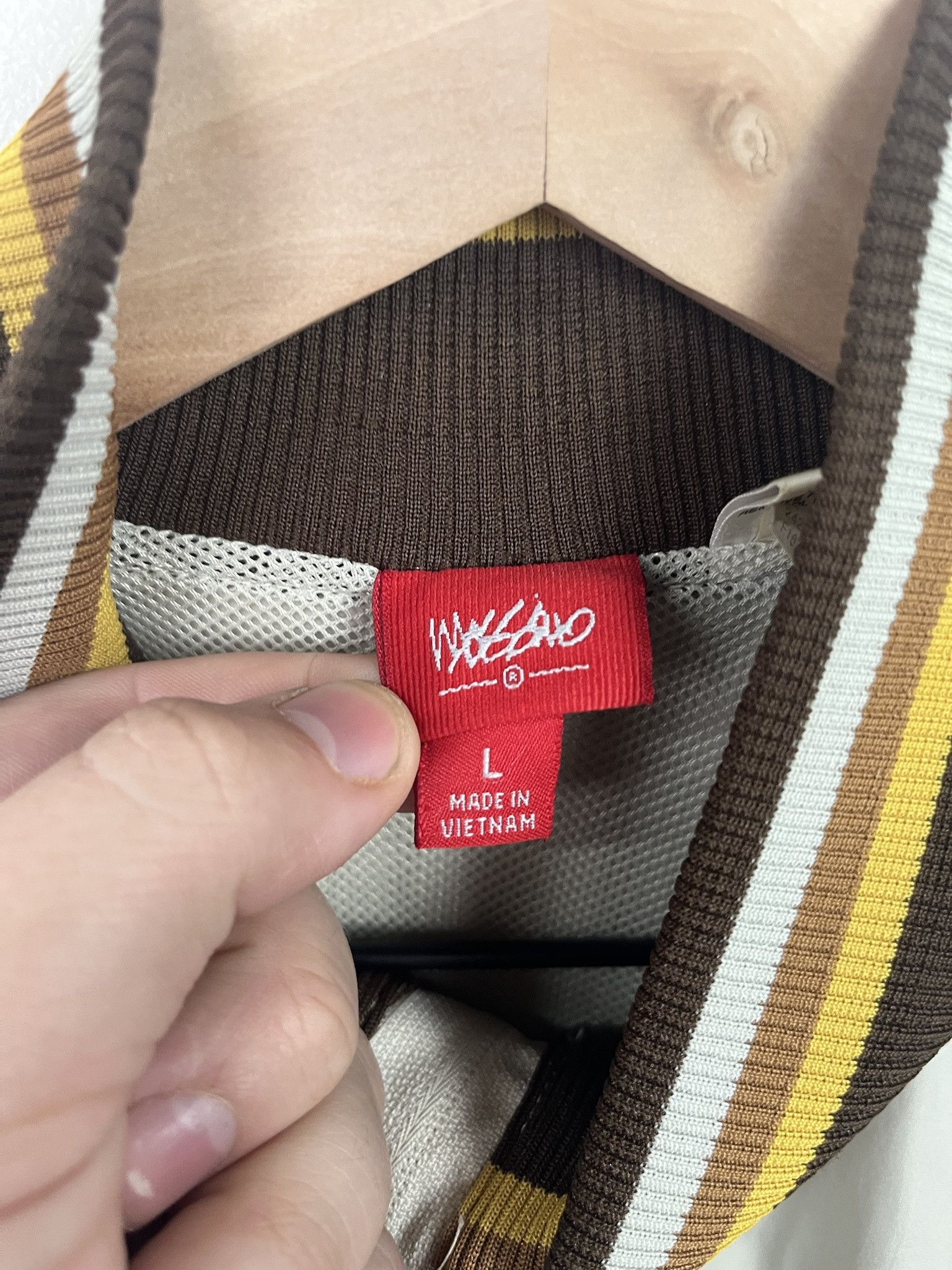 Mossimo × Vintage Vintage Y2K Mossimo Brown Piping Windbreaker Jacket Size L Size US L / EU 52-54 / 3 - 2 Thumbnail