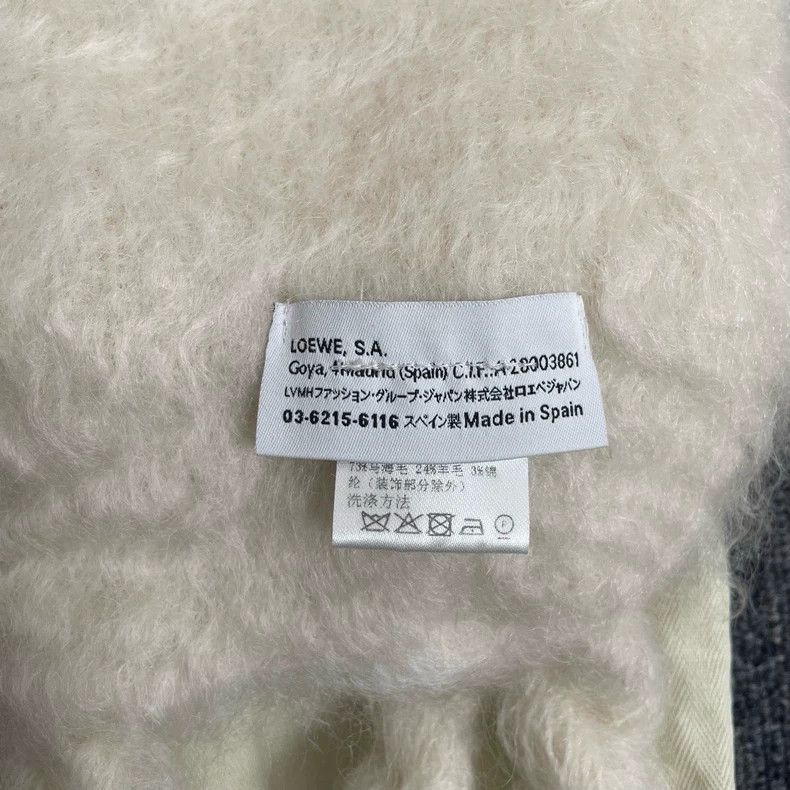 Loewe Loewe White Mohair Scarf with Leather Tag Size ONE SIZE - 4 Thumbnail