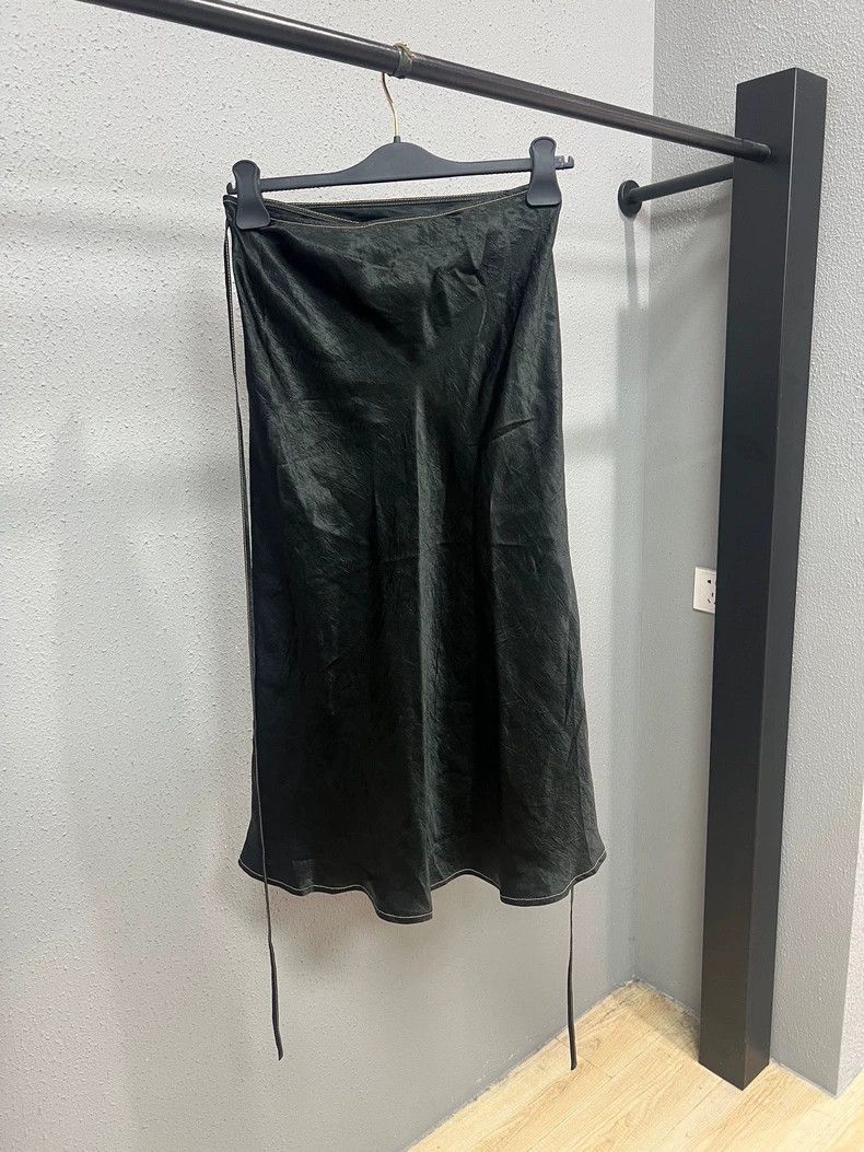 Acne Studios Acne Studios Satin Half Skirt Size 34" / US 12 / IT 48 - 2 Thumbnail