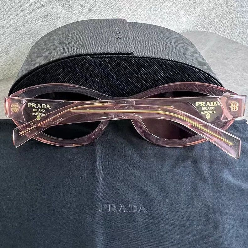 Prada Prada Pink Acetate Sunglasses in New Condition Size ONE SIZE - 2 Thumbnail
