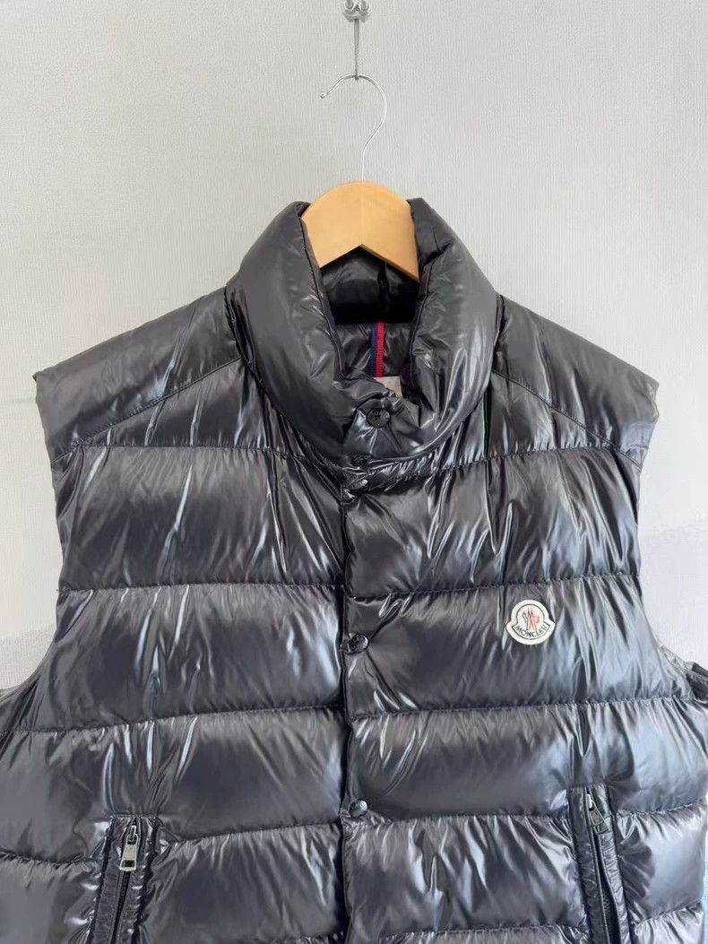 Moncler Moncler Tibb Black Logo Down Vest Size L / US 10 / IT 46 - 3 Thumbnail