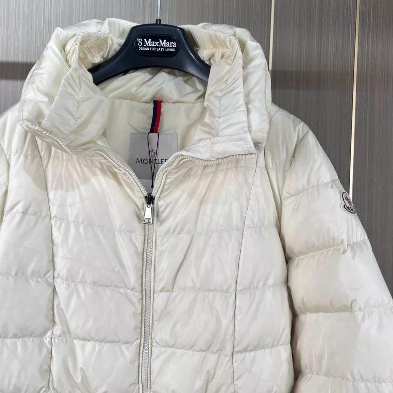 Moncler Moncler Embroidered Logo Cream Down Jacket Size S / US 4 / IT 40 - 3 Thumbnail
