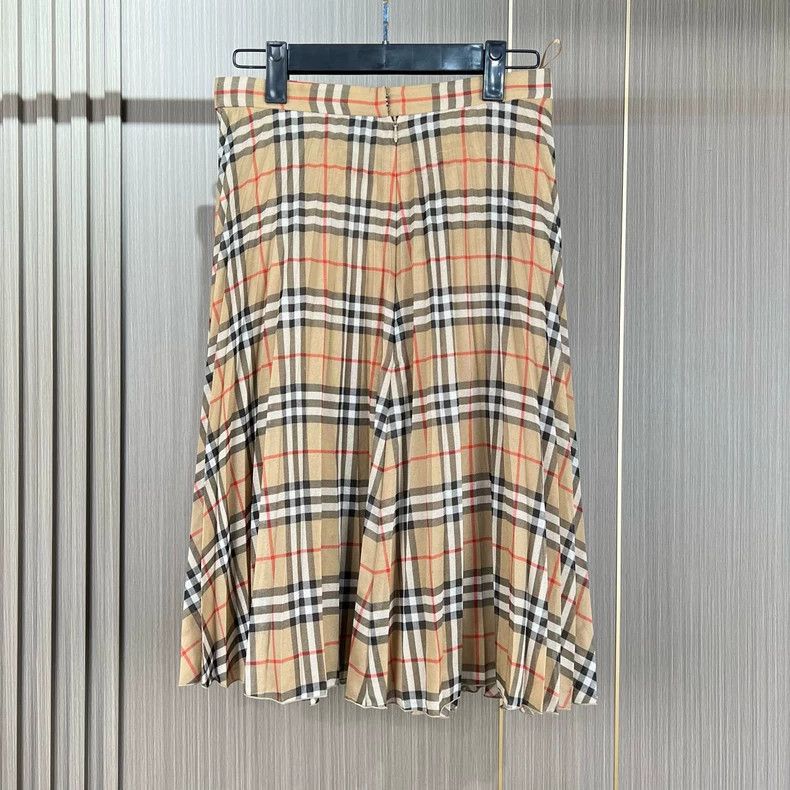 Burberry Burberry Plaid Silk Pleated Skirt Size 22" - 2 Thumbnail