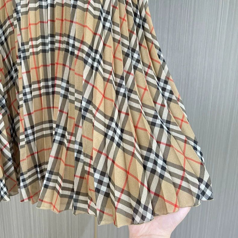 Burberry Burberry Plaid Silk Pleated Skirt Size 22" - 4 Thumbnail