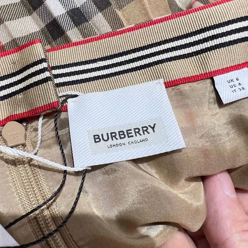 Burberry Burberry Plaid Silk Pleated Skirt Size 22" - 5 Thumbnail