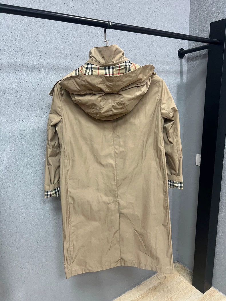 Burberry Burberry Khaki Check Pattern Raincoat Size XS / US 0-2 / IT 36-38 - 2 Thumbnail