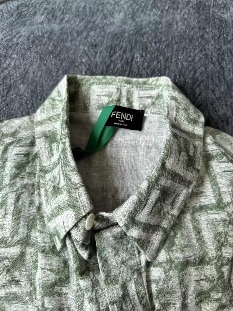 Fendi Fendi All-Over Print Short Sleeve Shirt Size M / US 6-8 / IT 42-44 - 3 Thumbnail