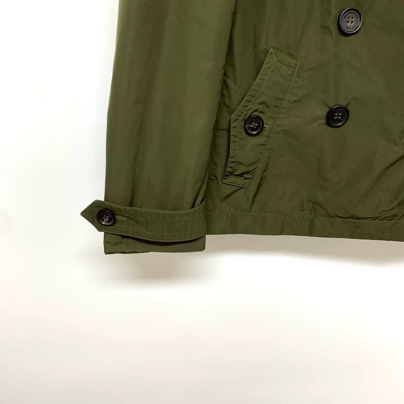 Burberry New Burberry Double-Breasted Jacket in Green Size L / US 10 / IT 46 - 8 Thumbnail