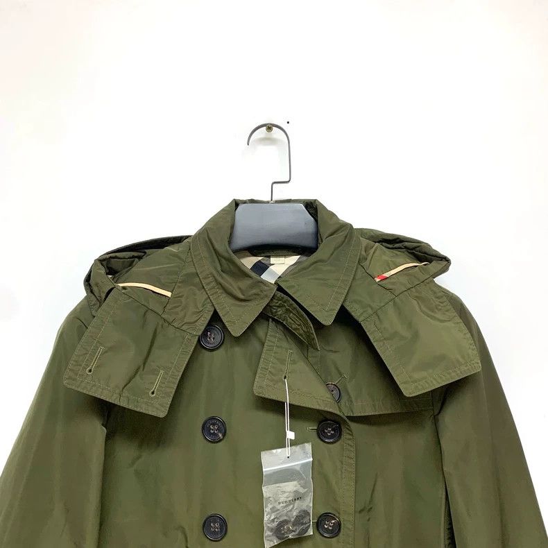 Burberry New Burberry Double-Breasted Jacket in Green Size L / US 10 / IT 46 - 7 Thumbnail