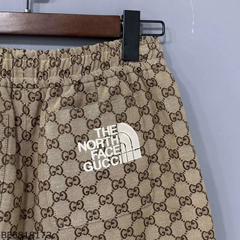 Gucci Gucci Logo Print Denim Shorts Size 22" - 4 Thumbnail