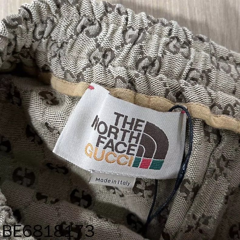 Gucci Gucci Logo Print Denim Shorts Size 22" - 5 Thumbnail