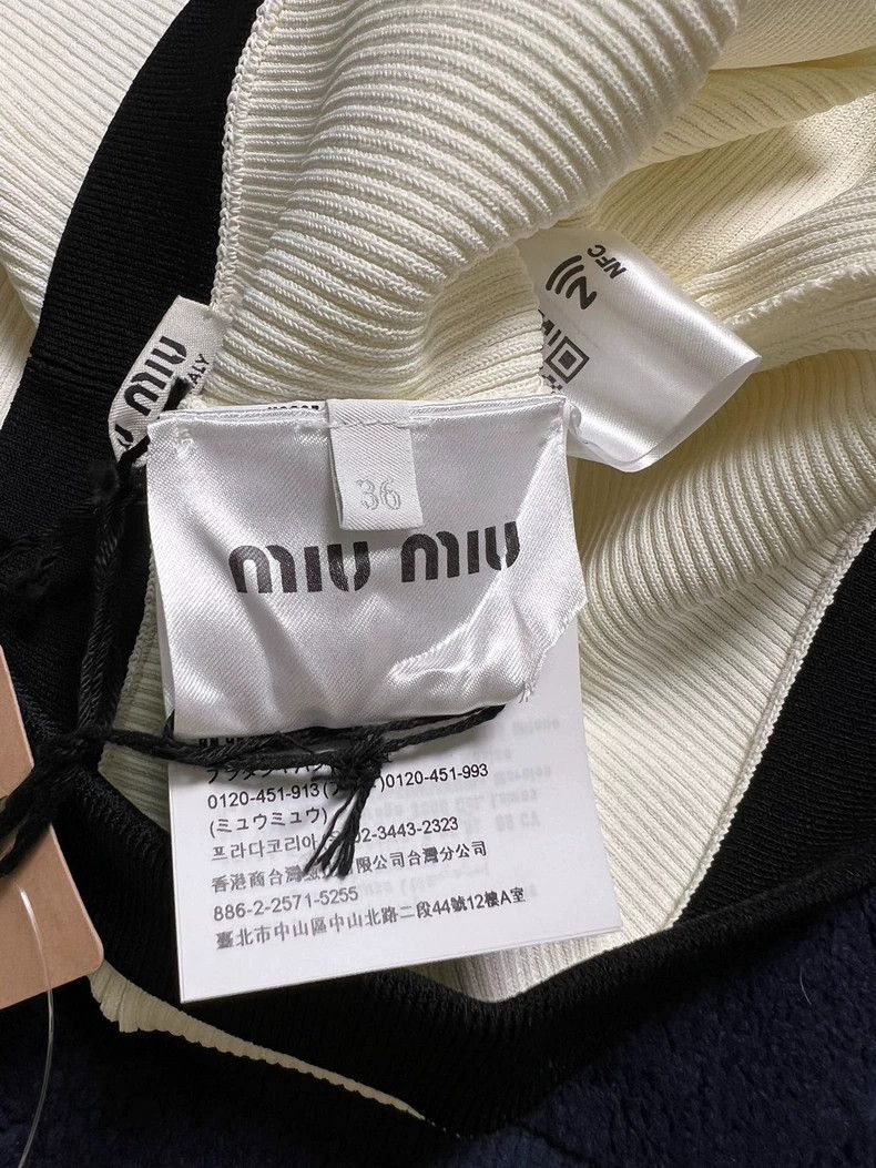 Prada MiuMiu White Logo Sport Shorts with Tags Size 36" / US 14 / IT 50 - 4 Thumbnail