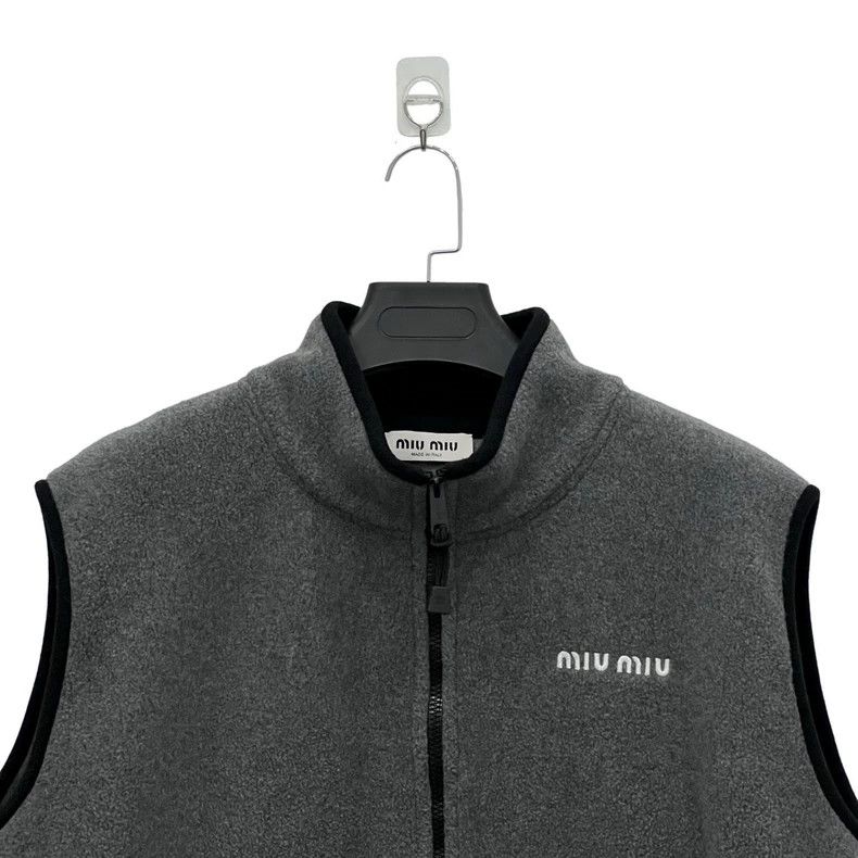Miu Miu MiuMiu Logo Fleece Vest Size M Size US M / EU 48-50 / 2 - 3 Thumbnail