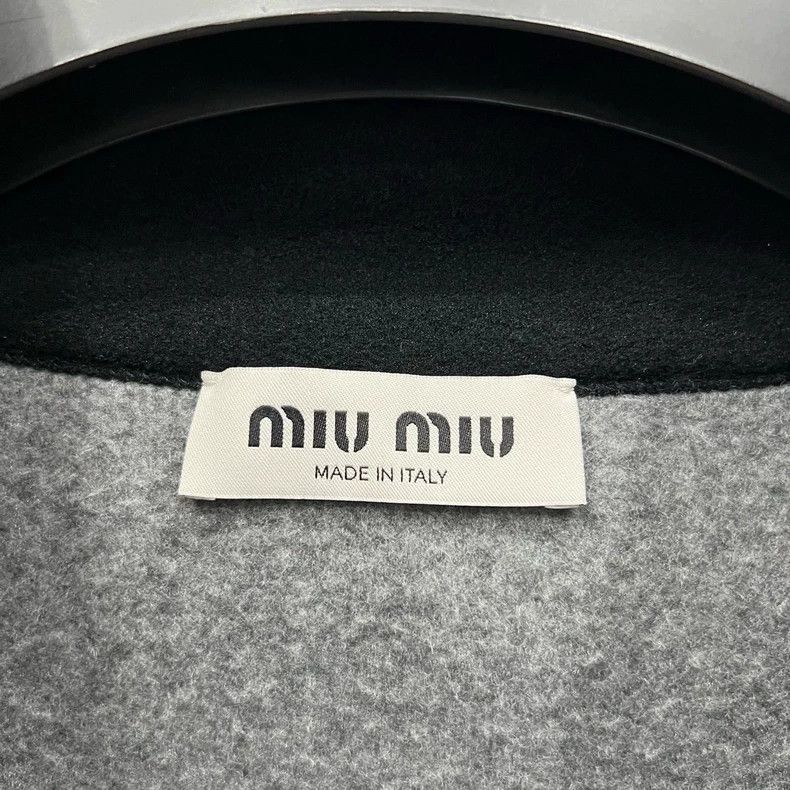 Miu Miu MiuMiu Logo Fleece Vest Size M Size US M / EU 48-50 / 2 - 5 Thumbnail
