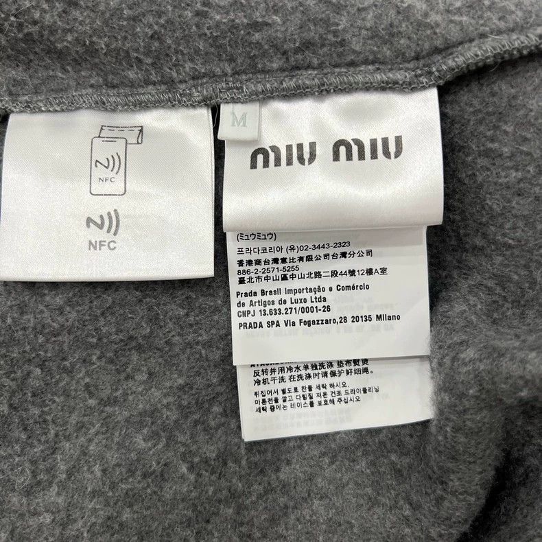 Miu Miu MiuMiu Logo Fleece Vest Size M Size US M / EU 48-50 / 2 - 6 Thumbnail