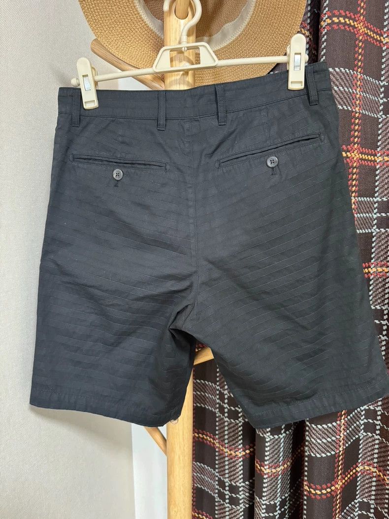 Louis Vuitton Louis Vuitton Men's Shorts Size 36 Size US 36 / EU 52 - 2 Thumbnail