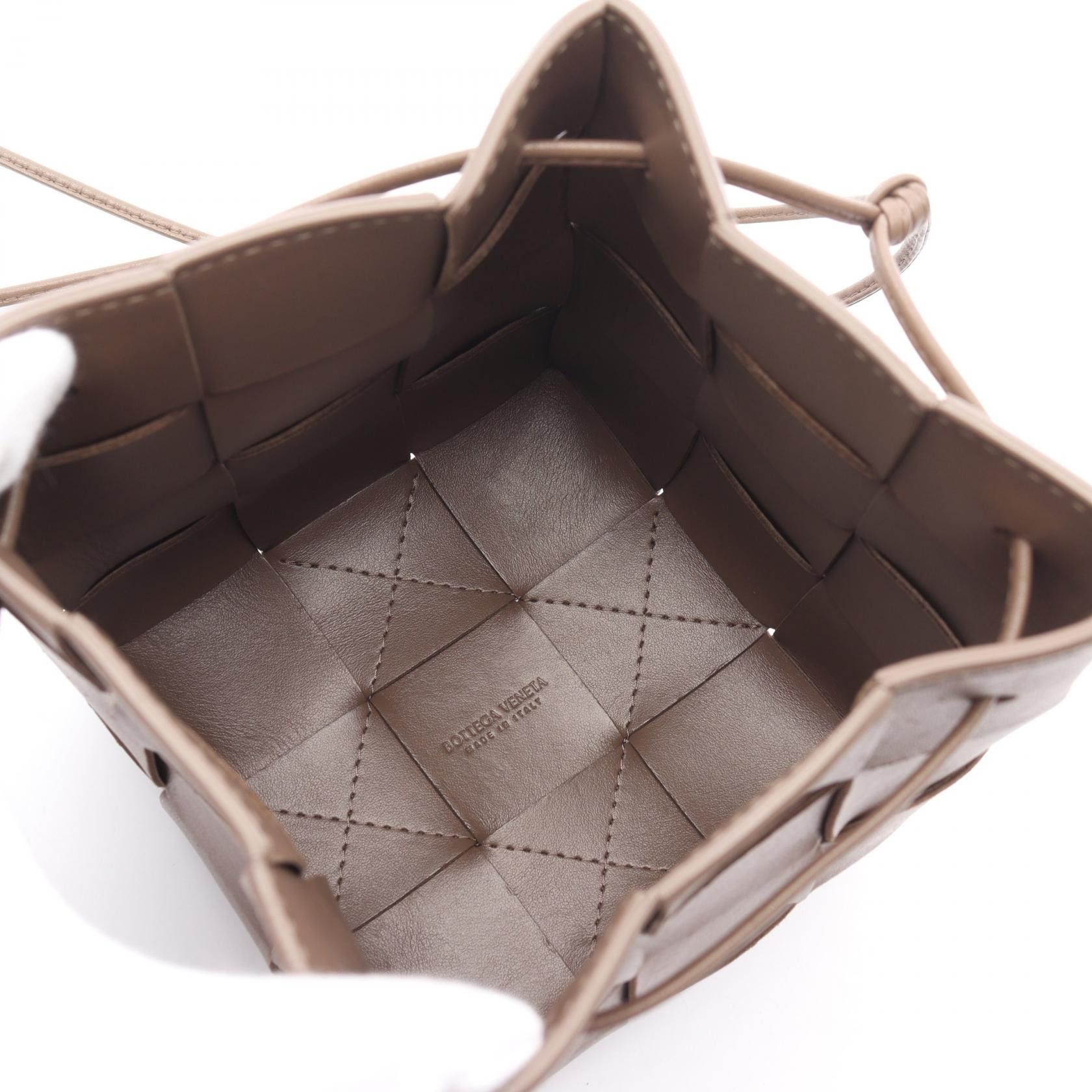 Bottega Veneta Bottega Veneta Small Cassette Bucket Shoulder Bag Leather Brown Size ONE SIZE - 3 Thumbnail