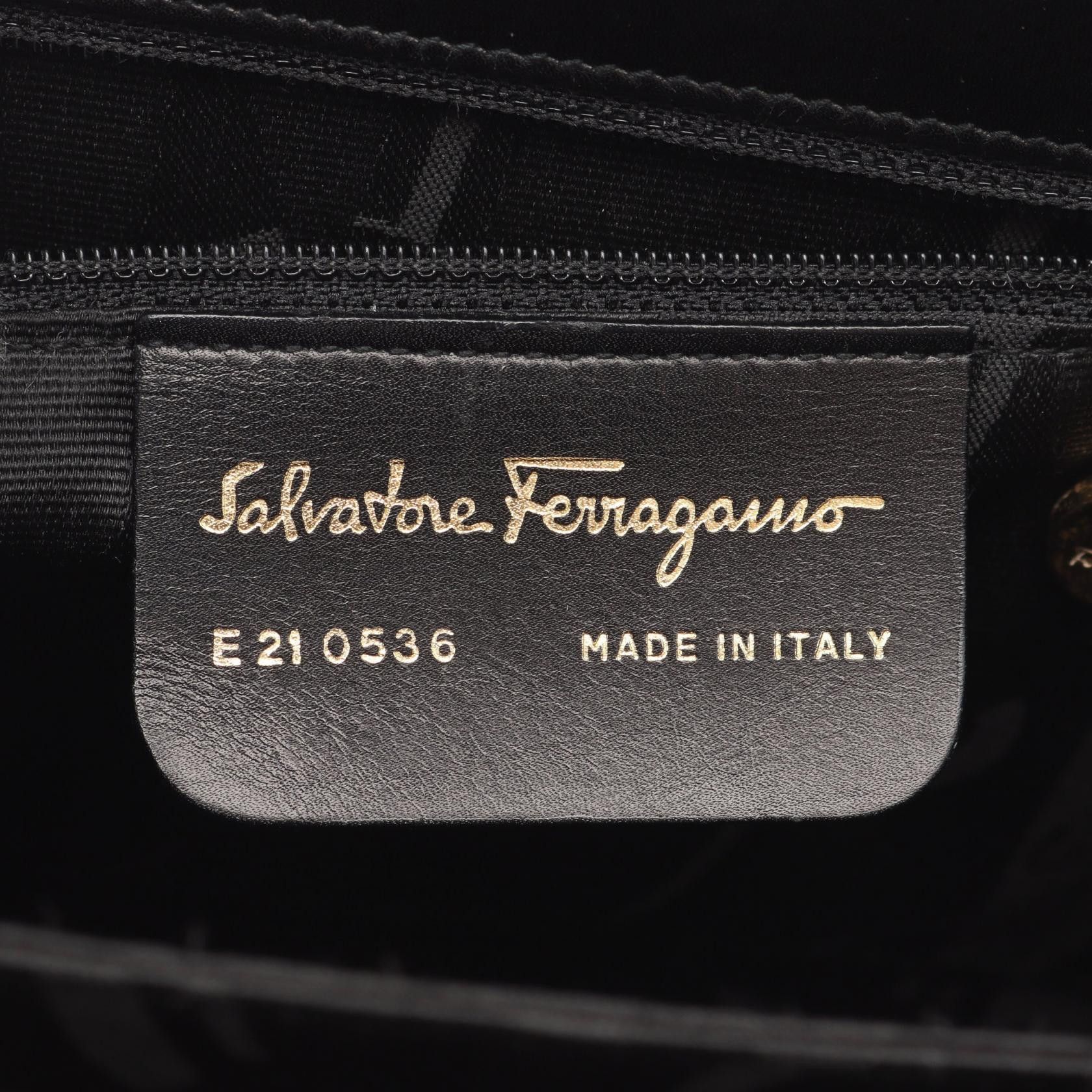 Salvatore Ferragamo Salvatore Ferragamo Gancini Handbag Leather Black Size ONE SIZE - 4 Thumbnail