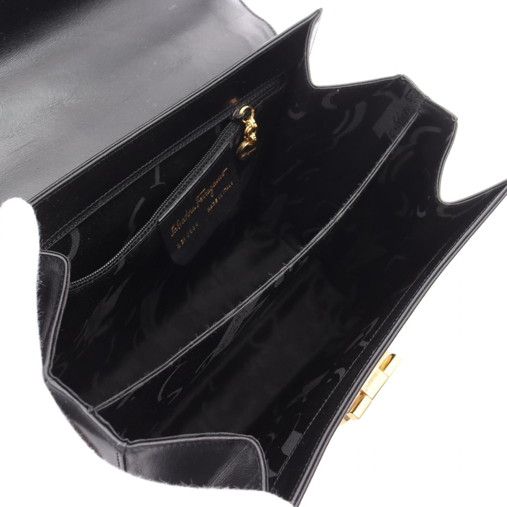 Salvatore Ferragamo Salvatore Ferragamo Gancini Handbag Leather Black Size ONE SIZE - 3 Thumbnail