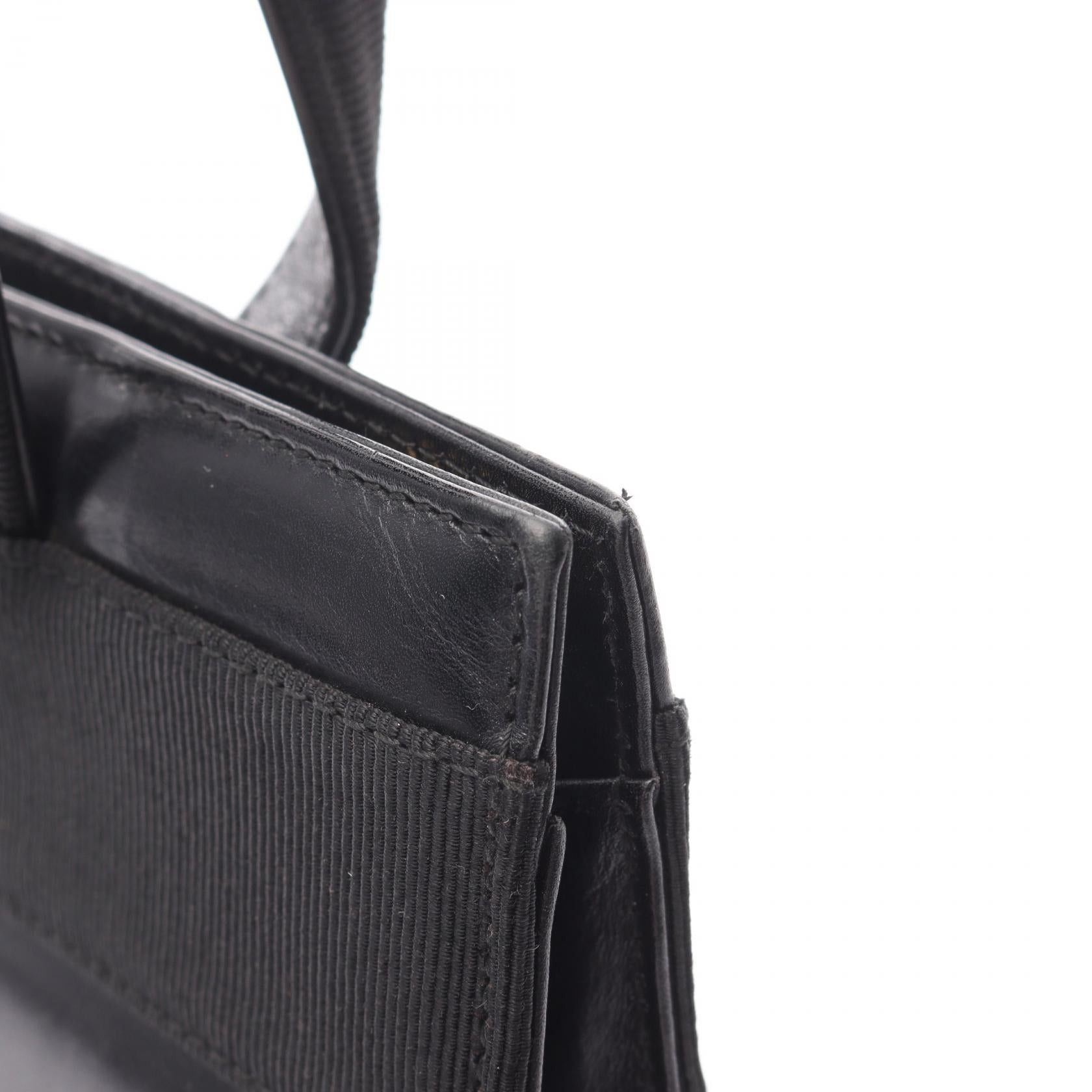 Salvatore Ferragamo Salvatore Ferragamo Vara Ribbon Handbag Leather Black Size ONE SIZE - 7 Thumbnail