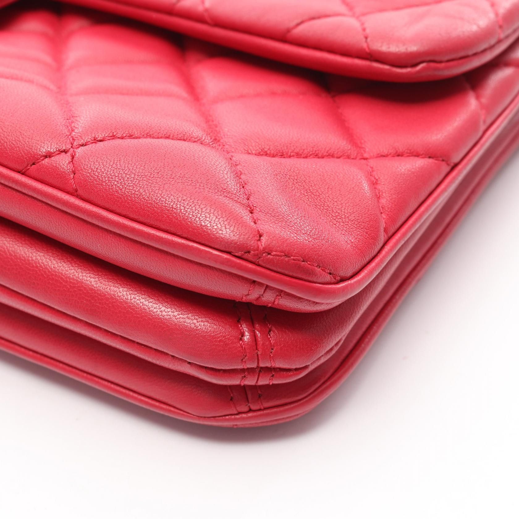 Chanel Chanel Matelasse Double Chain Shoulder Bag Lambskin Red Silver Hardware Size ONE SIZE - 6 Thumbnail