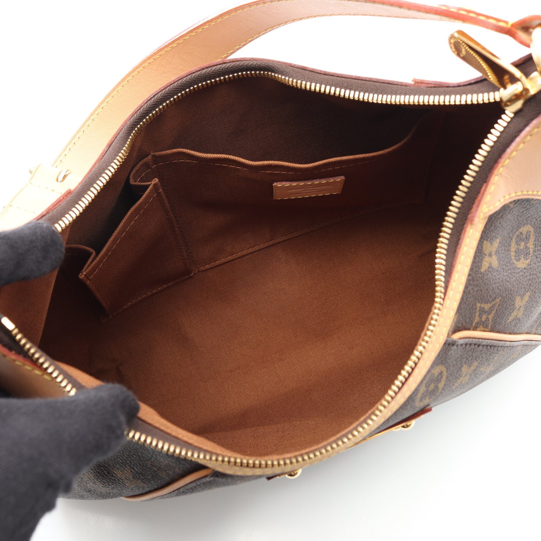 Louis Vuitton Louis Vuitton Thames Gm Monogram Shoulder Bag Leather Brown Size ONE SIZE - 3 Thumbnail