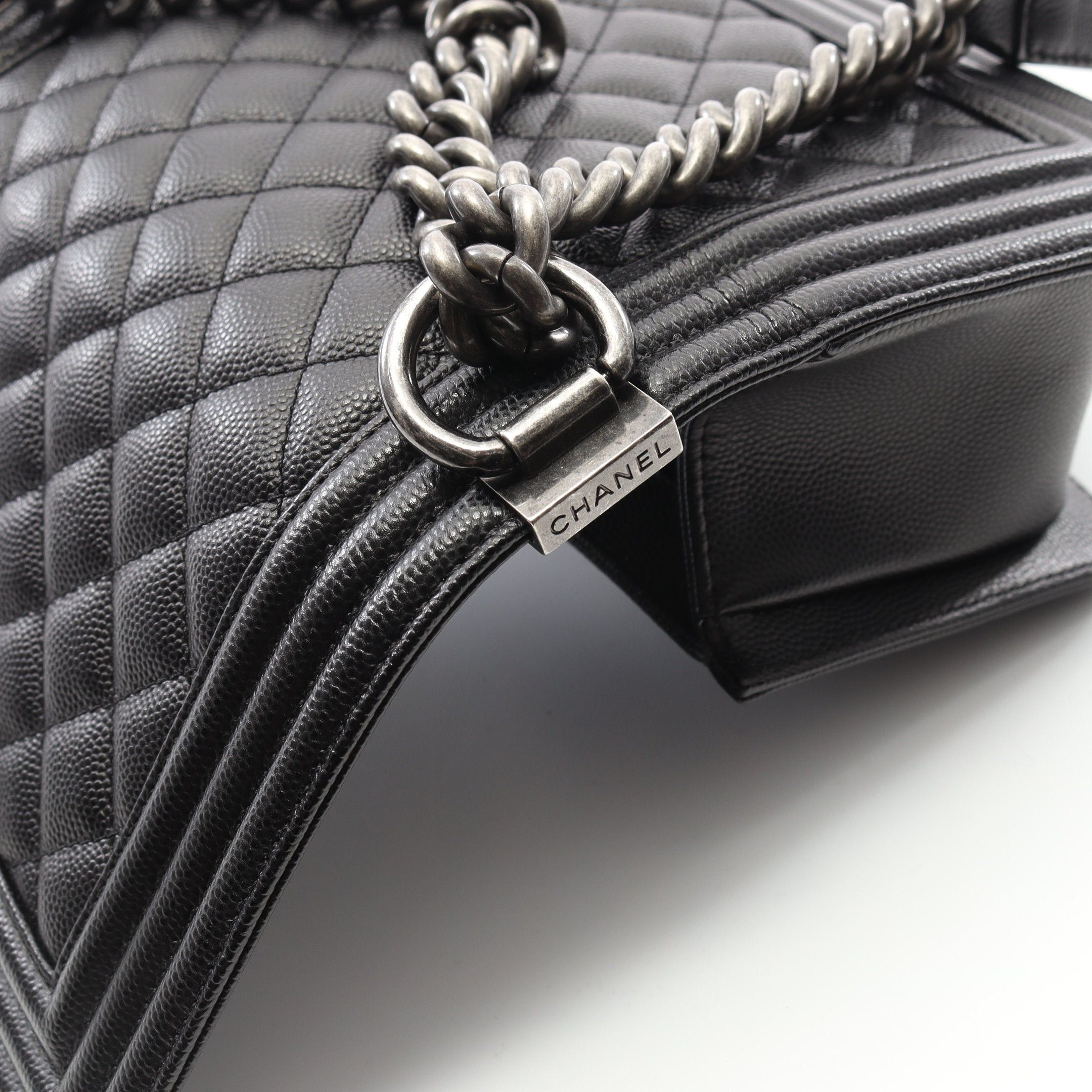 Chanel Chanel Boy Chanel Small Chain Shoulder Bag Caviar Skin Black Antique Silver Hardware Size ONE SIZE - 7 Thumbnail
