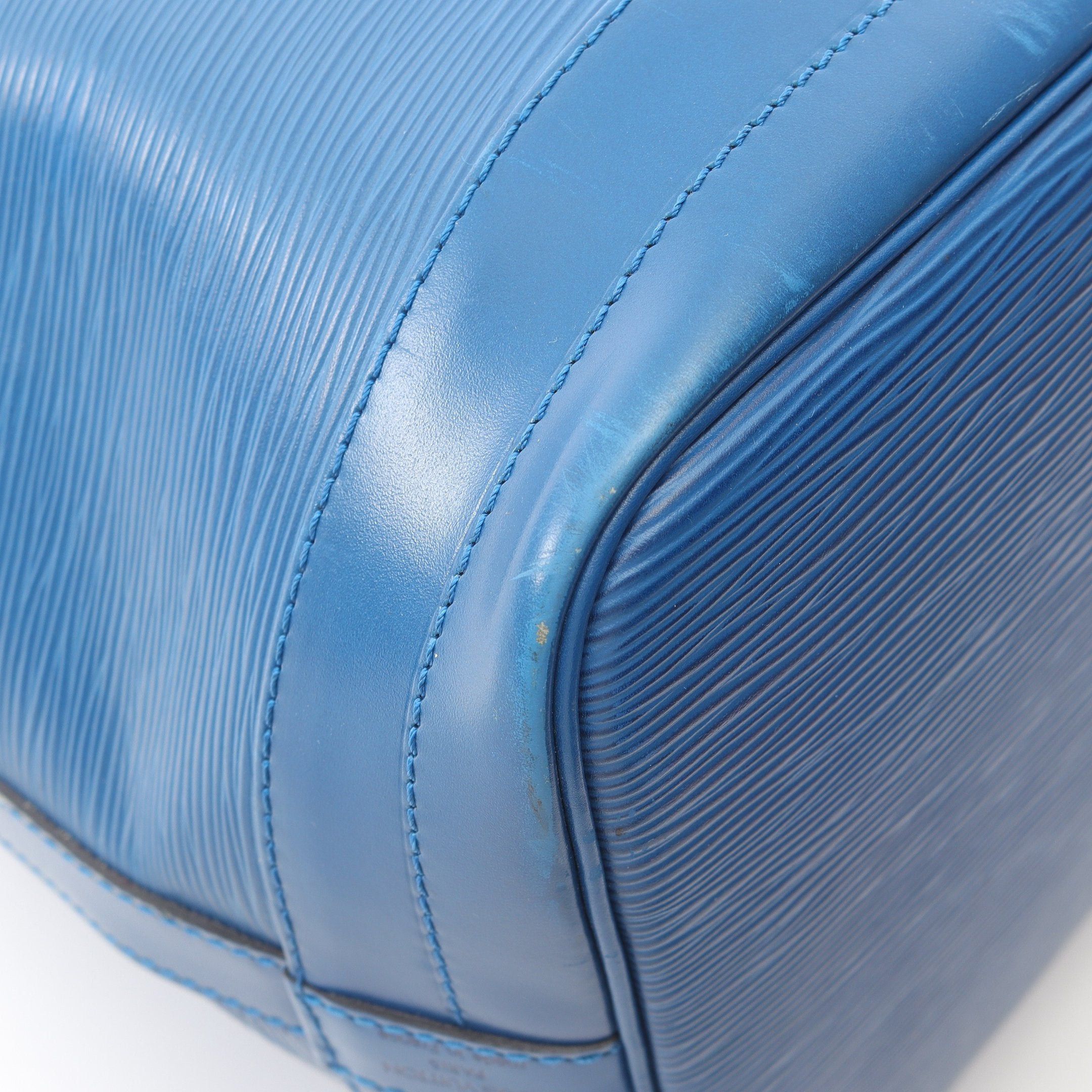 Louis Vuitton Louis Vuitton Noe Epi Toledo Blue Shoulder Bag Leather Size ONE SIZE - 8 Thumbnail