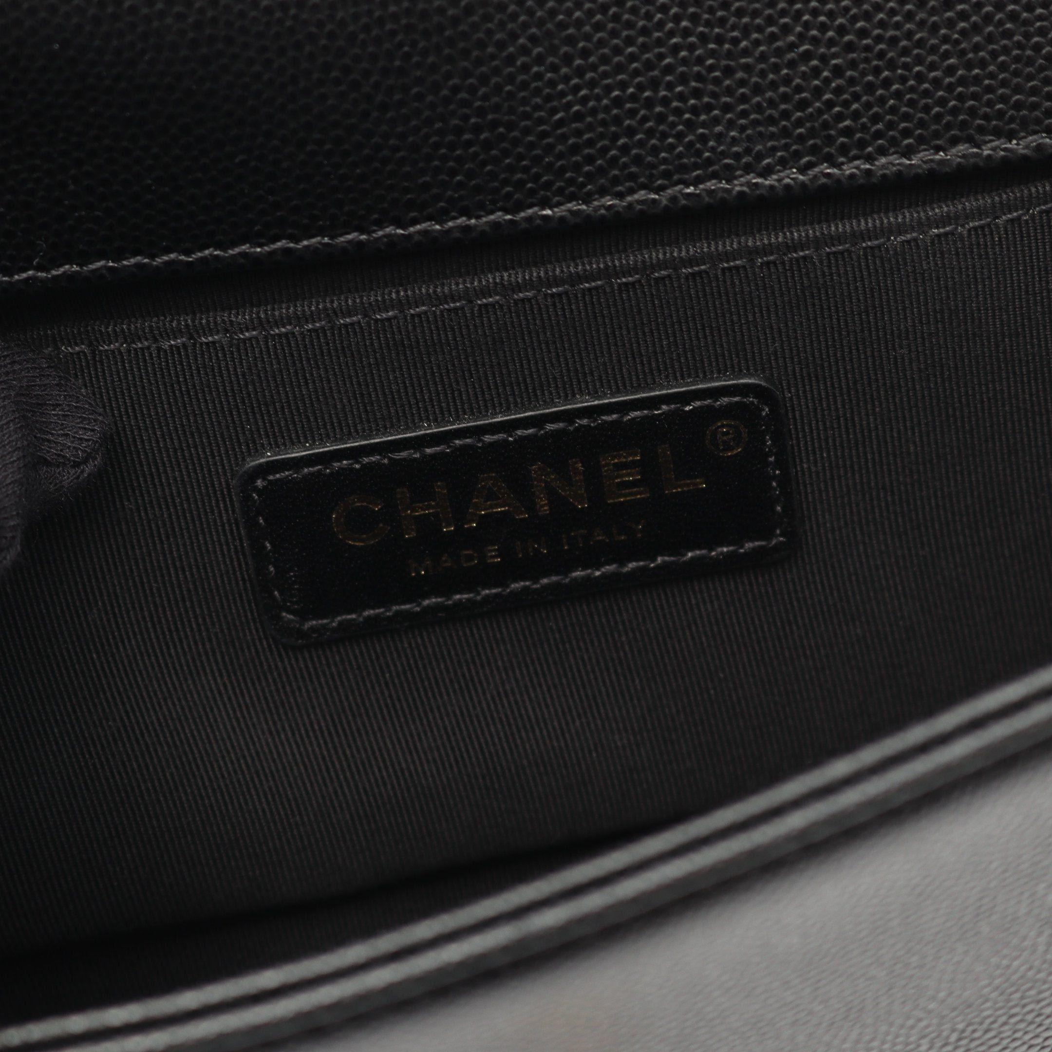 Chanel Chanel Boy Chanel Small Chain Shoulder Bag Caviar Skin Black Gold Hardware Size ONE SIZE - 4 Thumbnail