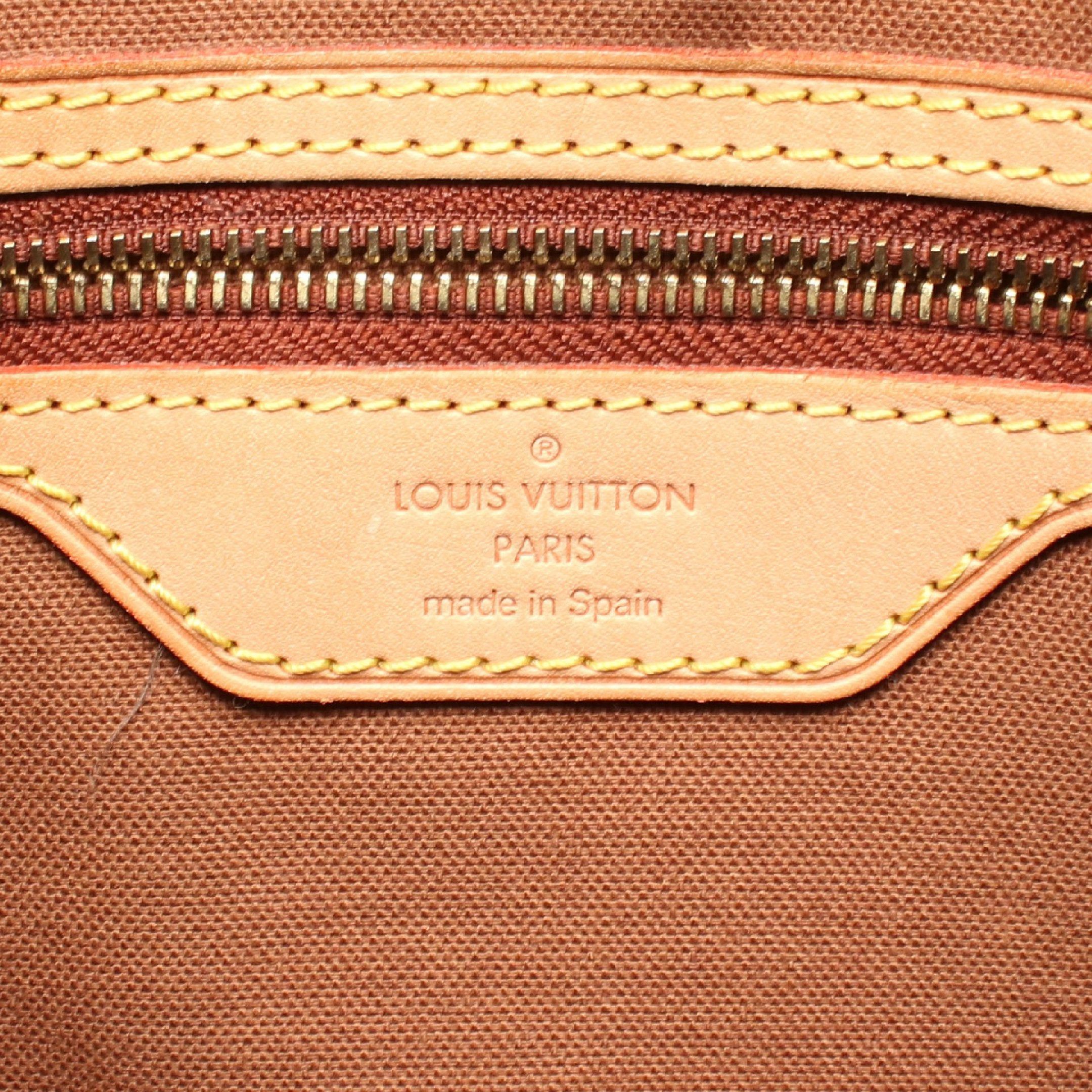 Louis Vuitton Louis Vuitton Batignolles Vertical Monogram Shoulder Bag Tote Leather Brown Size ONE SIZE - 4 Thumbnail