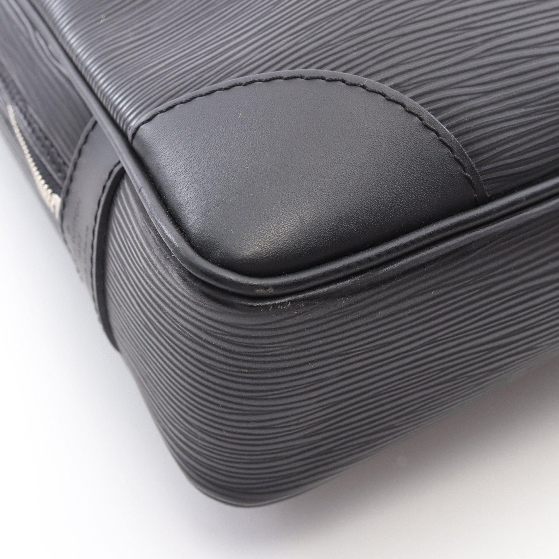 Louis Vuitton Louis Vuitton Porte Document Voyage Epi Noir Business Bag Briefcase Leather Black Size ONE SIZE - 8 Thumbnail