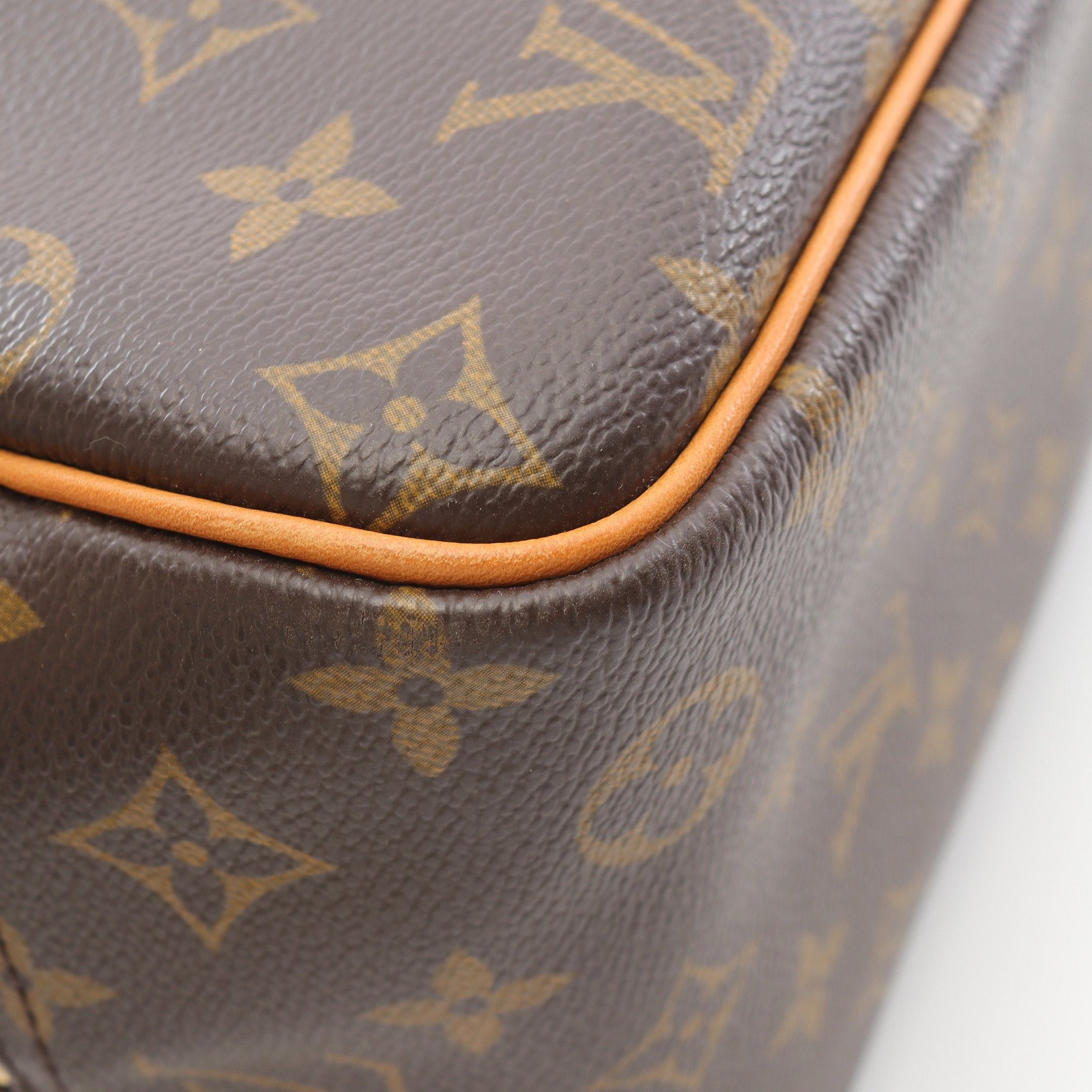 Louis Vuitton Louis Vuitton Deauville Bowling Vanity Monogram Handbag Leather Brown Size ONE SIZE - 11 Thumbnail