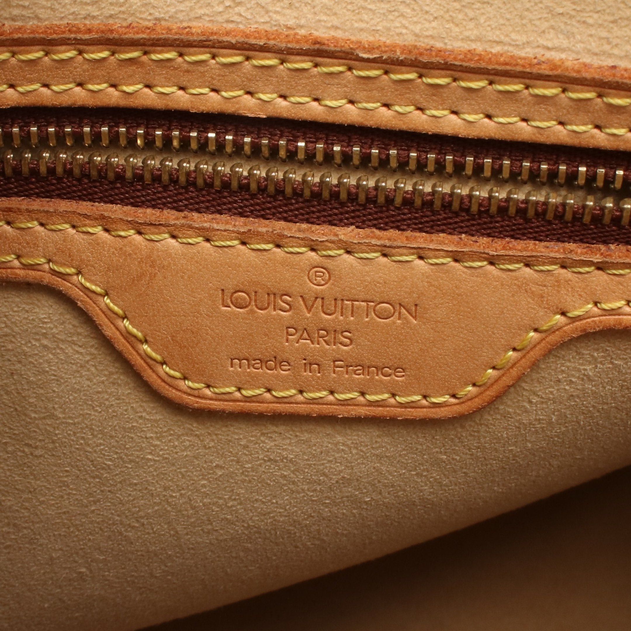 Louis Vuitton Louis Vuitton Looping Mm Monogram Shoulder Bag Leather Brown Size ONE SIZE - 4 Thumbnail