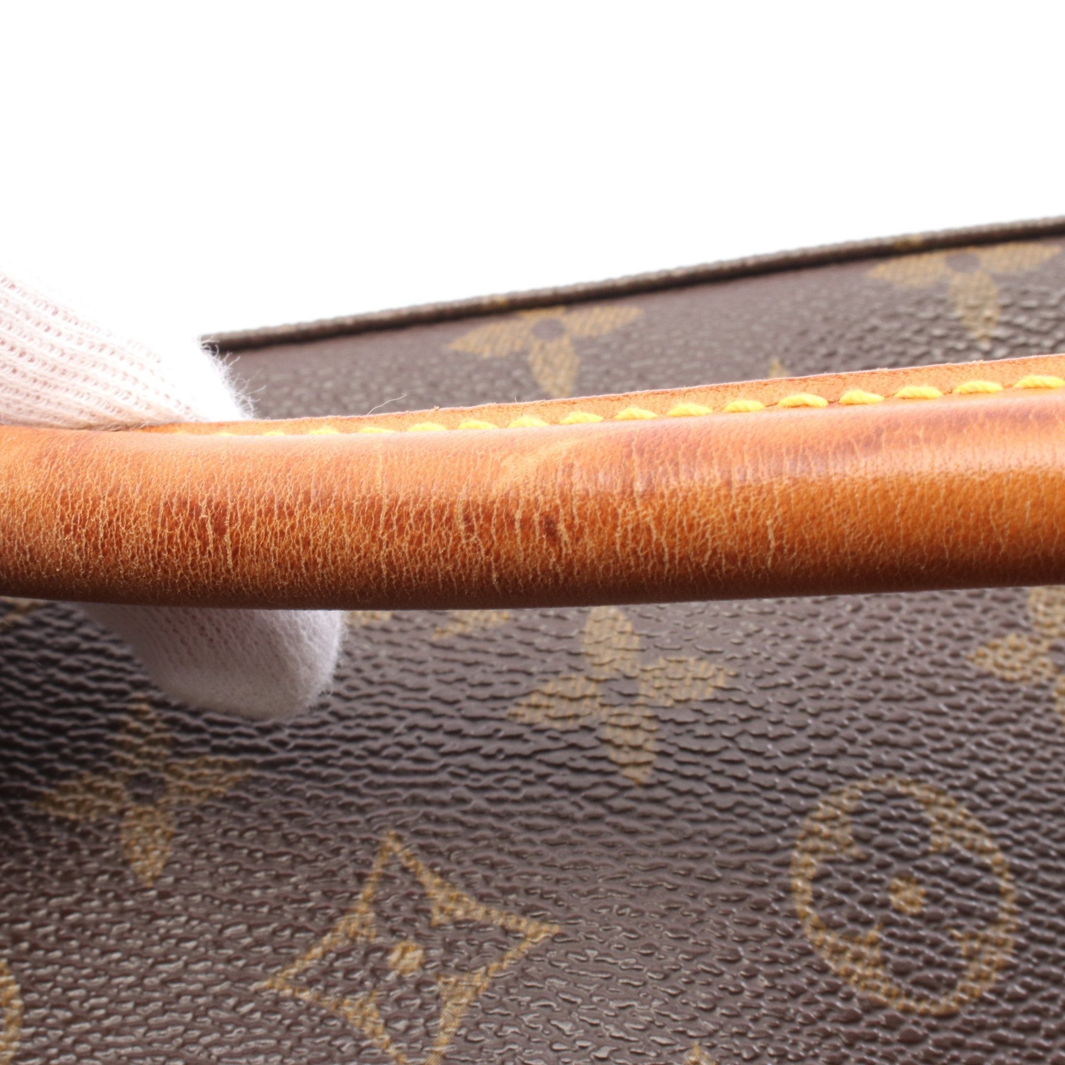 Louis Vuitton Louis Vuitton Looping Mm Monogram Shoulder Bag Leather Brown Size ONE SIZE - 10 Thumbnail