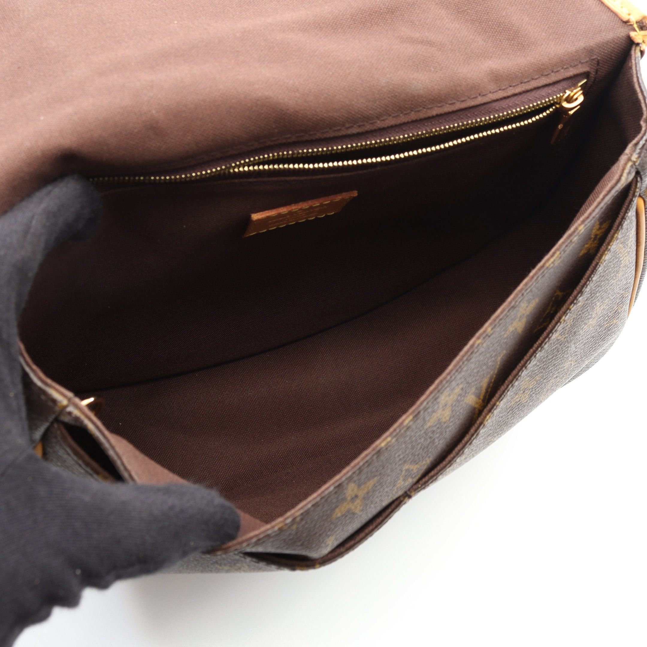 Louis Vuitton Louis Vuitton Menilmontant Pm Monogram Shoulder Bag Leather Brown Size ONE SIZE - 3 Thumbnail
