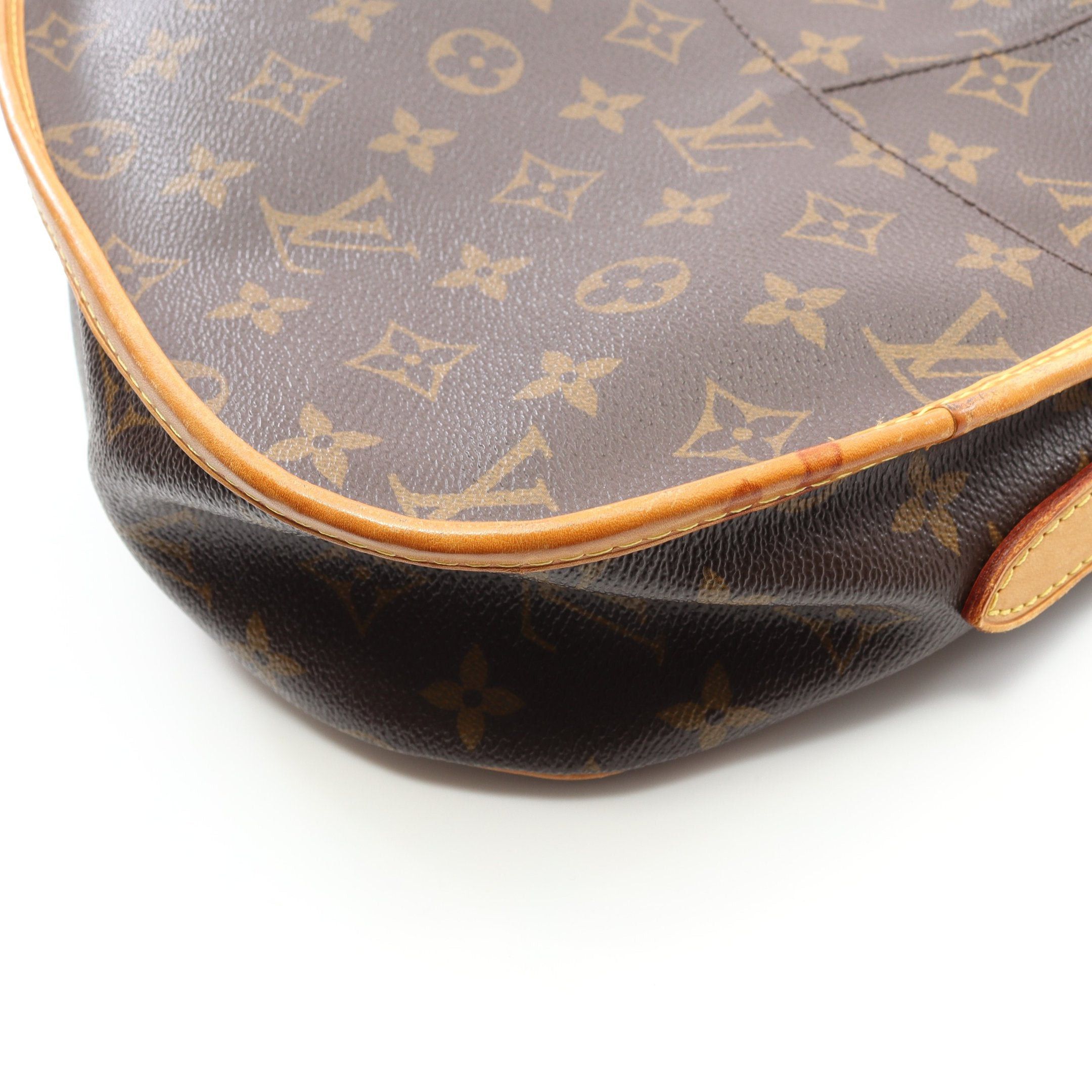 Louis Vuitton Louis Vuitton Menilmontant Pm Monogram Shoulder Bag Leather Brown Size ONE SIZE - 7 Thumbnail