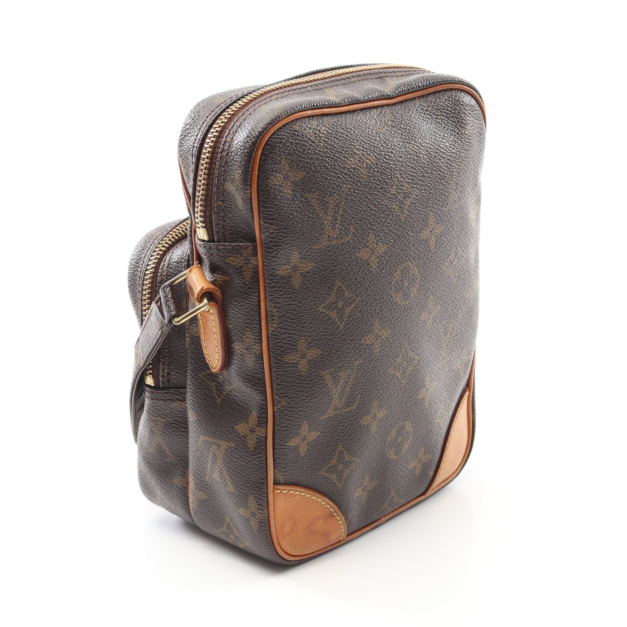 Louis Vuitton Louis Vuitton Amazon Monogram Shoulder Bag Leather Brown Size ONE SIZE - 2 Thumbnail