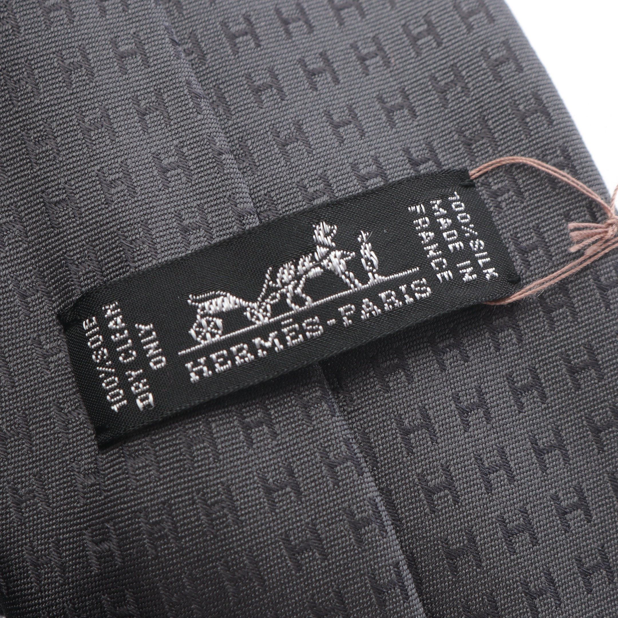 Hermes Hermes H Pattern Tie Silk Dark Gray Size ONE SIZE - 4 Thumbnail