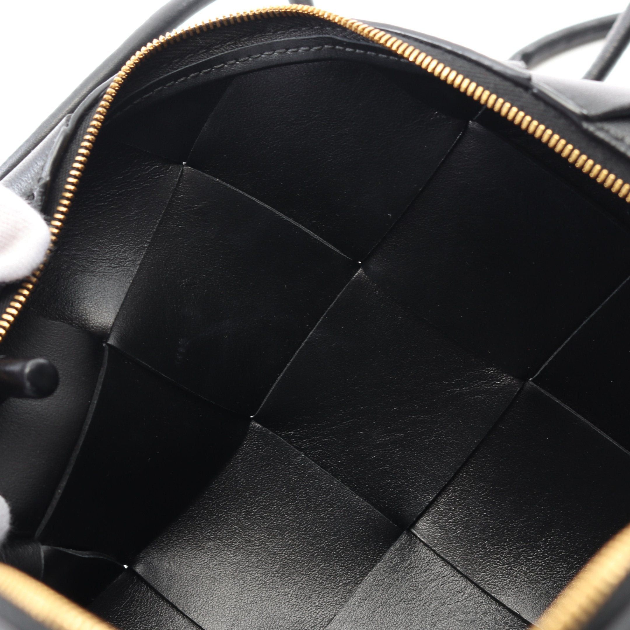 Bottega Veneta Bottega Veneta Small Cassette Camera Bag Shoulder Leather Black Size ONE SIZE - 5 Thumbnail