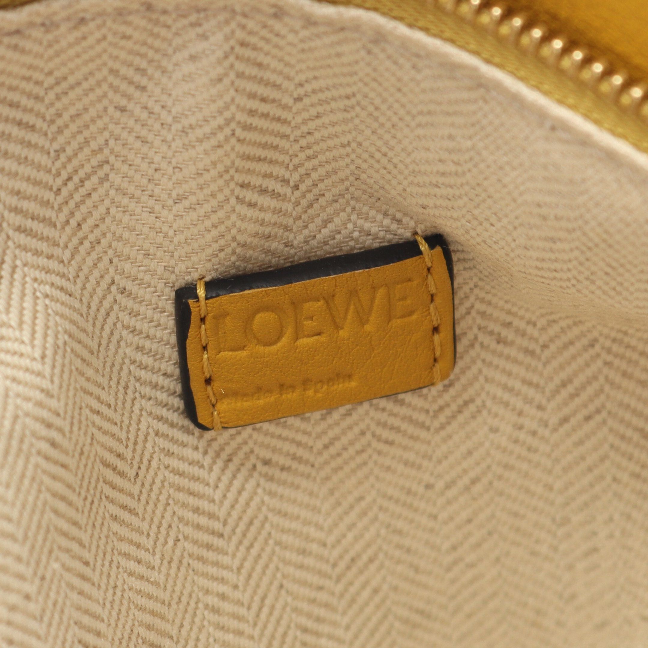 Loewe Loewe Puzzle Bag Mini Handbag Leather Brown Yellow Size ONE SIZE - 4 Thumbnail